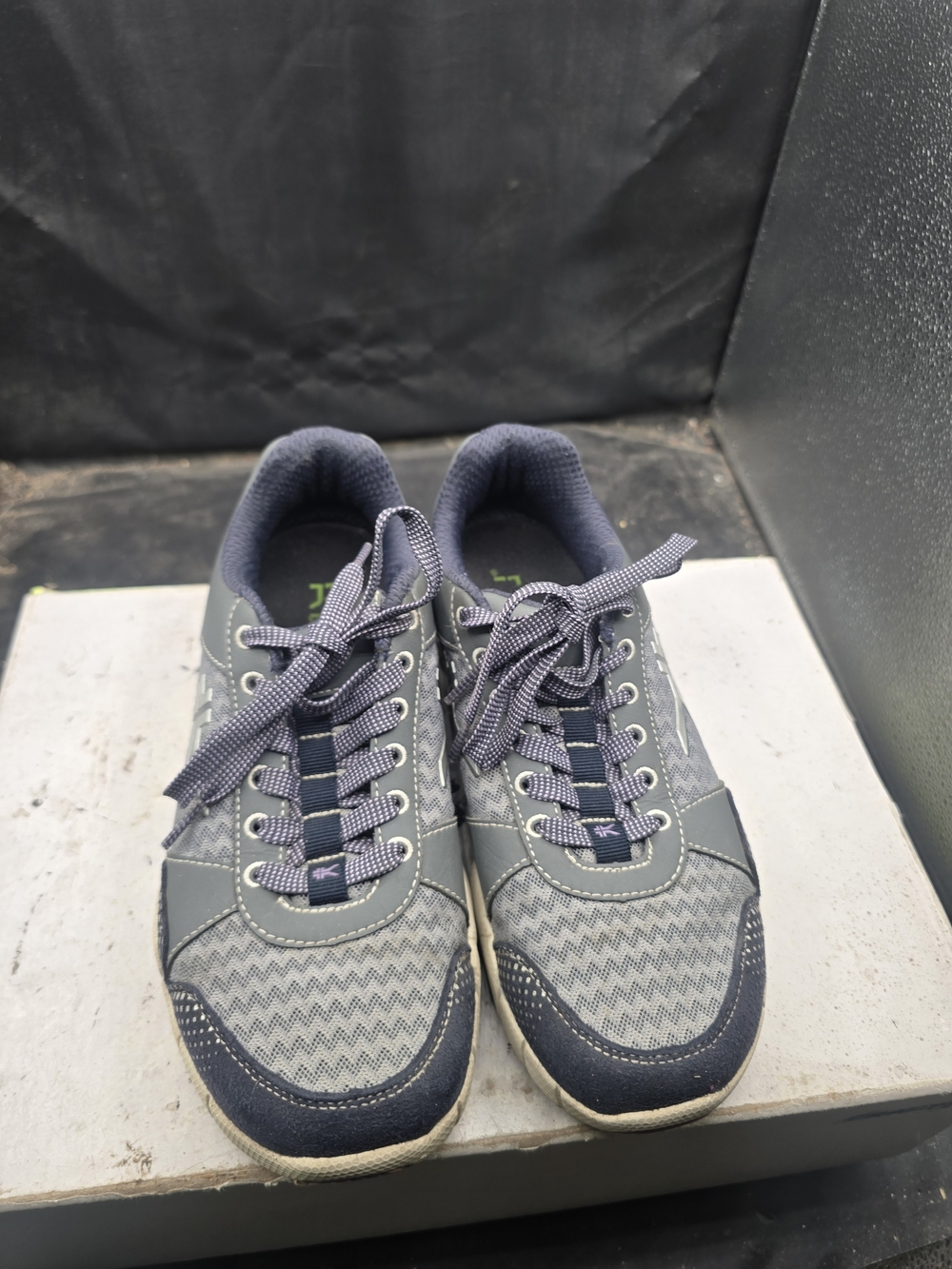 KURU Women's Grey and Navy Athletic Sneakers
